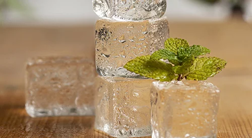 Mini Fábrica de Gelo: imagens de cubos de gelo